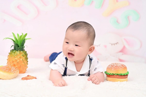 哪里可以供卵代生孩子八个月宝宝打嗝